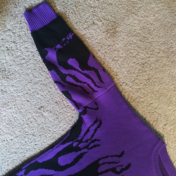 Lilibiachi Flame Knitted Sweater - Picture 3 of 5